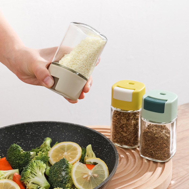 Kitchen Seasoning Bottle Salt and Pepper Shakers